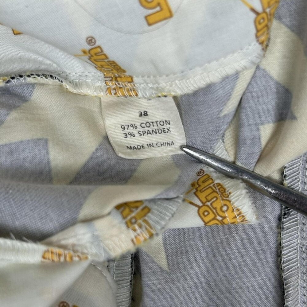 Loudmouth Golf Shorts Mens 38 Yellow Houndstooth Chino Stretch Golf 11 Inseam - Picture 5 of 10